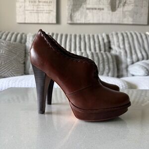 UGG Australia Brown Leather Whipstitch Platform Booties 1001318 womens 10